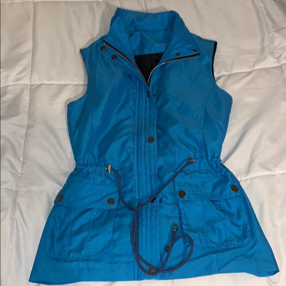 Light Vest